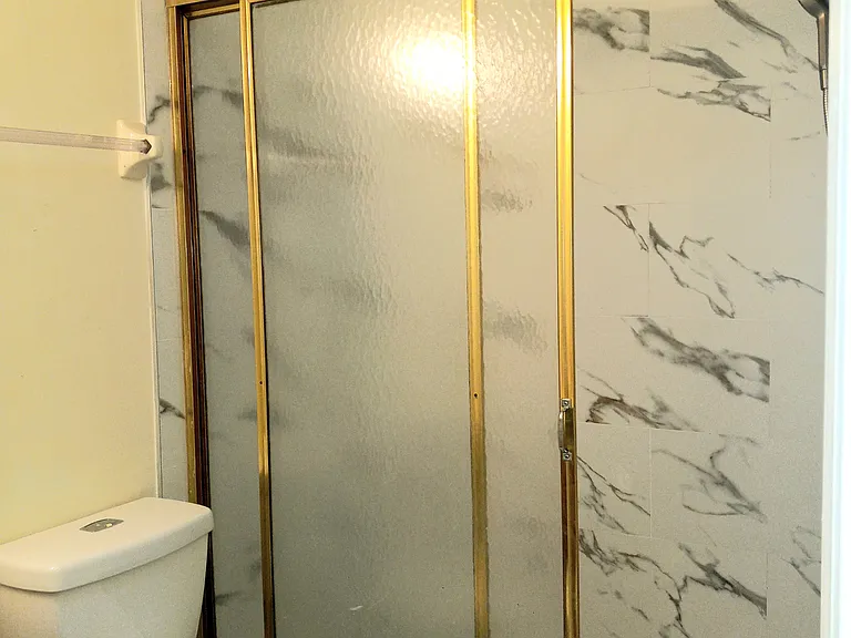 1304 Bender Ave — Photo 18