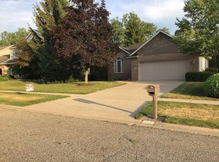 6621 Conestoga Dr, Lansing, MI