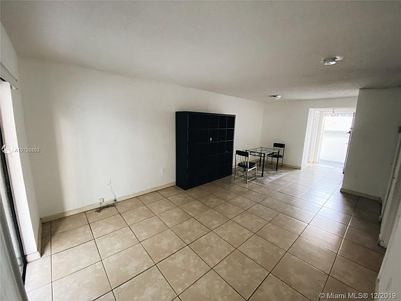 2nd image of 1617 Jefferson Ave APT 202