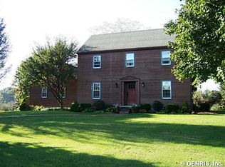 1703 Flint Hill Rd, Le Roy, NY 14482