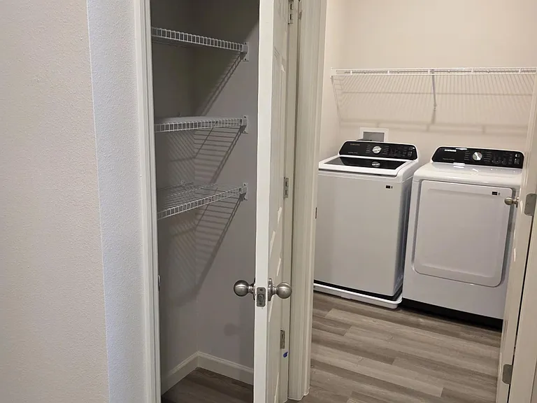 8933 Orchid Reserve Cir #8933 — Photo 7