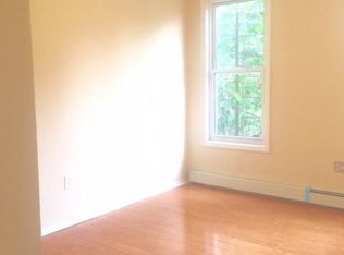 22 Goodwin Pl, Brooklyn, NY 11221