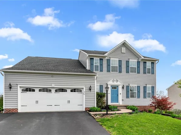 214 Springhill Dr, Oakdale, PA 15071