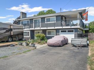 45267 Stirling Ave, Chilliwack, BC V2R 2M7