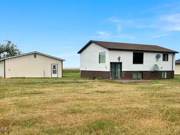 400 Main St, Coleharbor, ND 58531