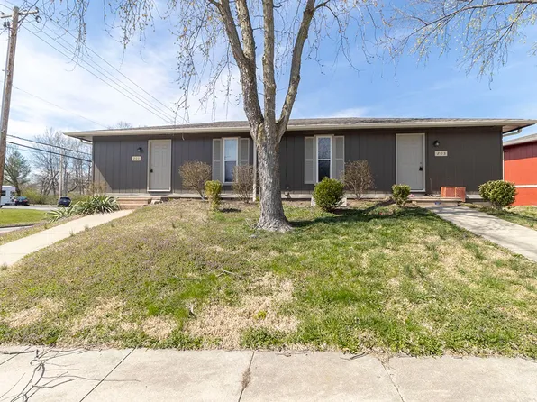 203 Wheaton Ct, Columbia, MO 65203