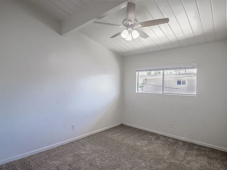 127 W Renette Ave — Photo 11