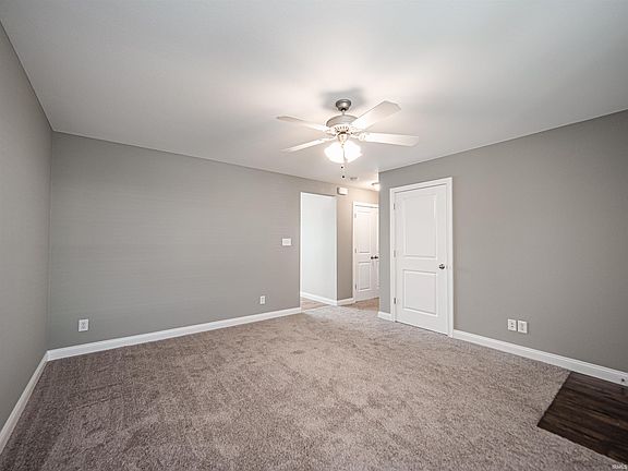 5th image of 719 Wedeking Ave