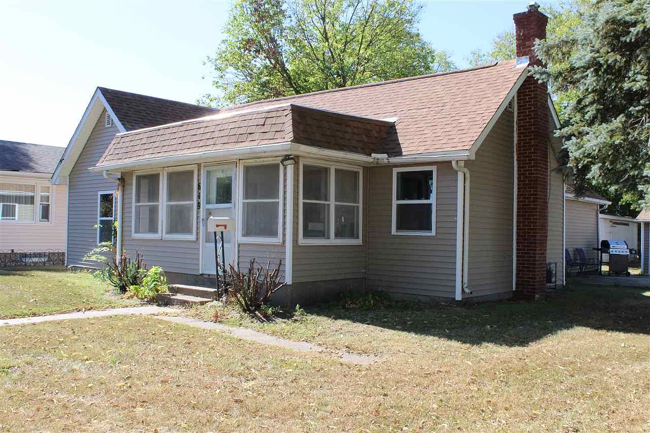 619 7th Ave, Camanche, IA 52730 Zillow