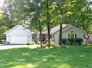 2111 E Breezewood Ct, Plover, WI 54467