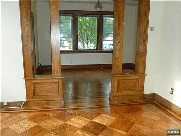 3rd image of 22 Sunset Ave #1