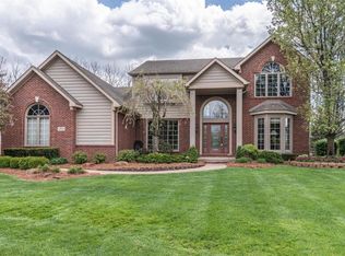 47675 Mocking Bird Ct, Novi, MI 48374