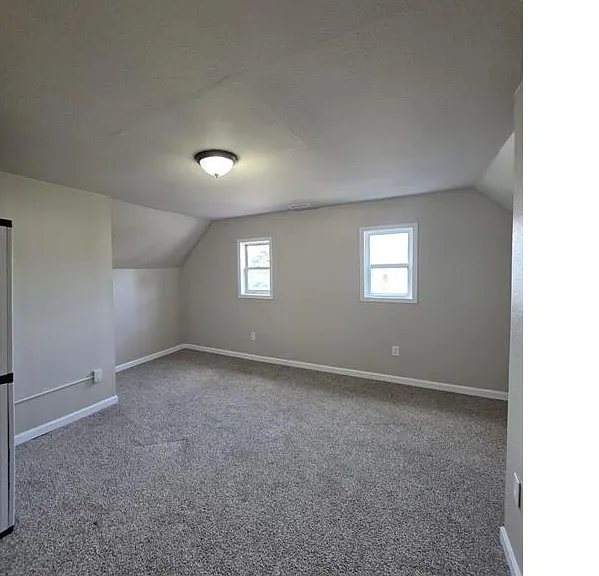 1155 Pinewood Ave — Photo 9
