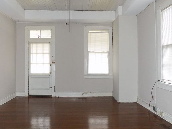 3rd image of 203 Carolina St #205