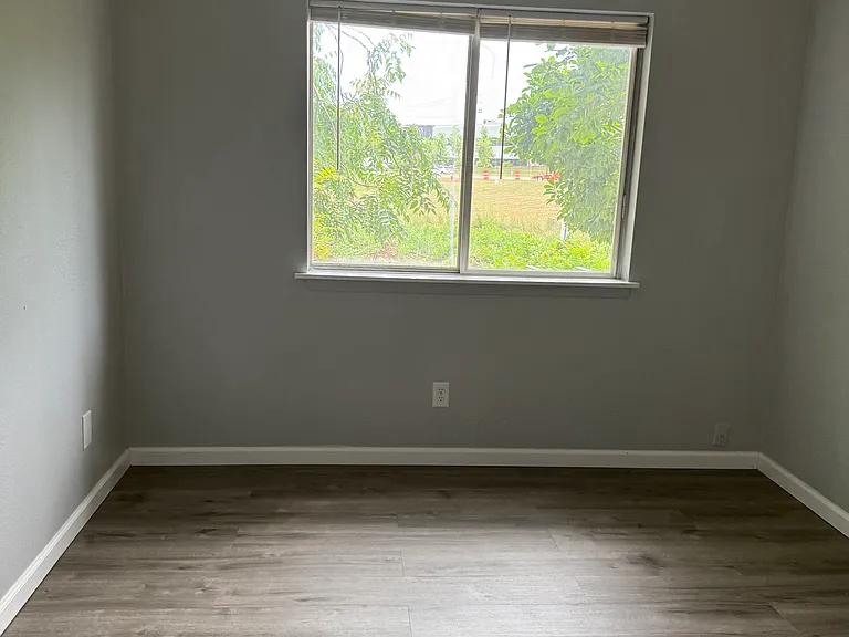 4187 Hancock Dr — Photo 11