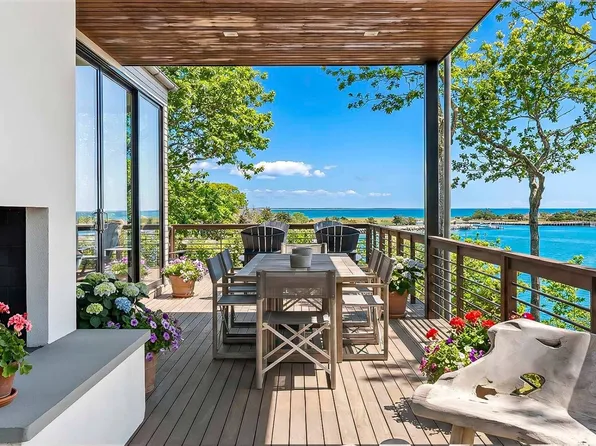 111 Isle Of Wight Rd, East Hampton, NY 11937