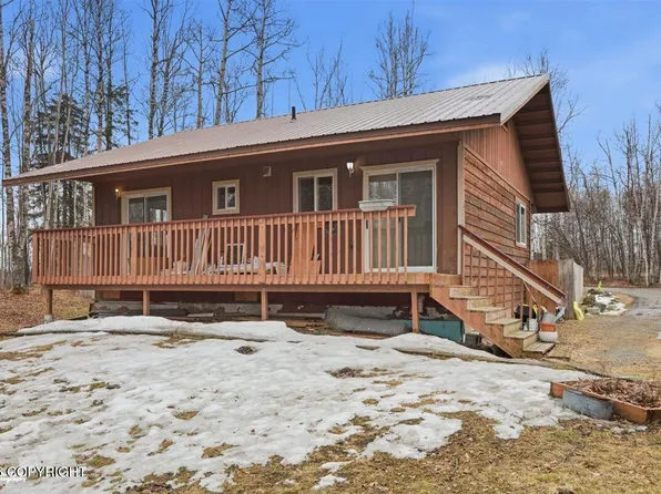 7507 W Meadow Lakes Spur, Wasilla, AK 99623