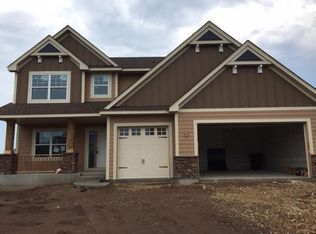 9797 7th Street Ct N, Lake Elmo, MN 55042