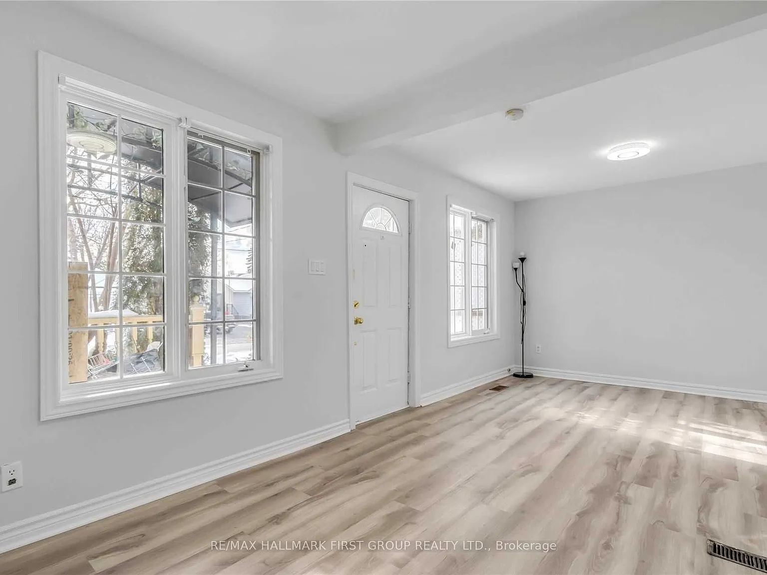 3 bed, $3,300 — Photo 2