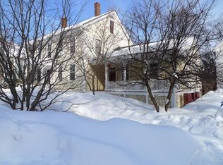 16 Dickinson St, Amherst, MA 01002