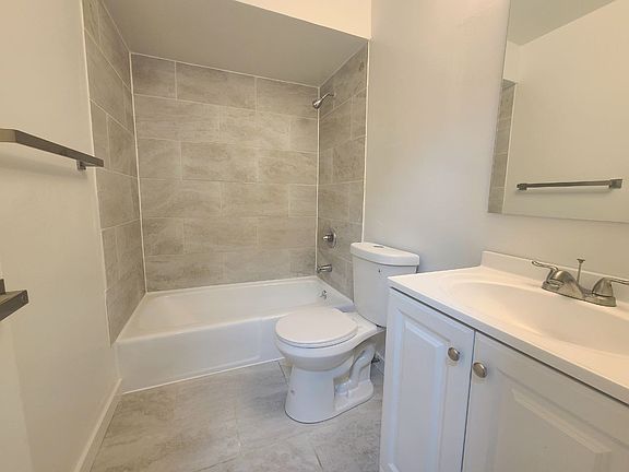 5th image of 505 Adams Ln #5H