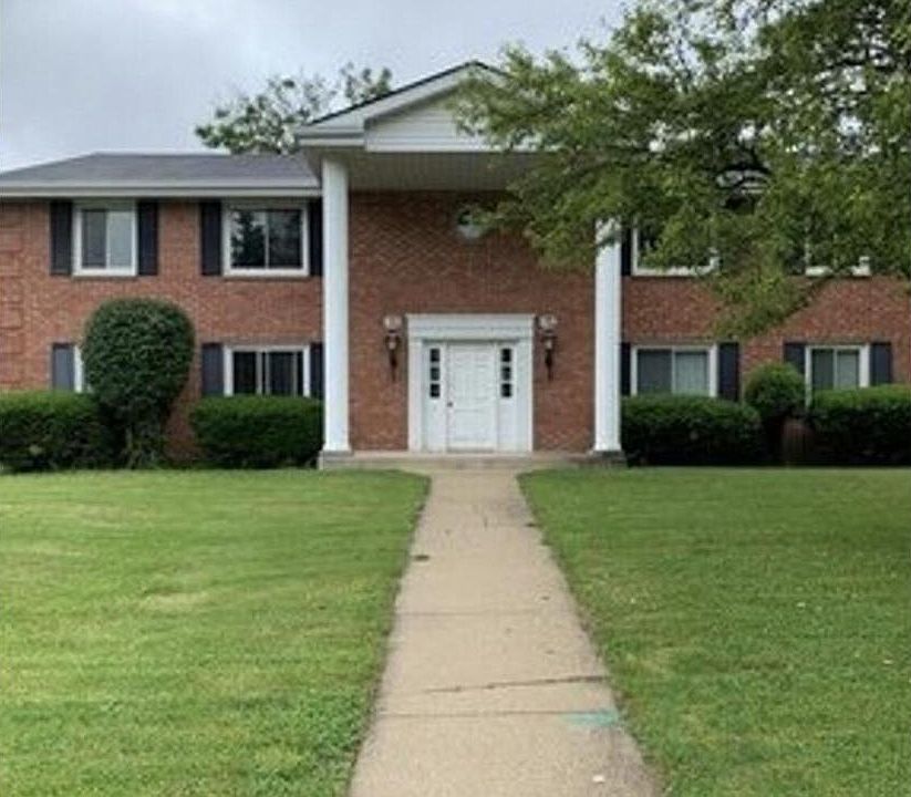1st image of 734 East Imperial DRIVE #736, 738, 740