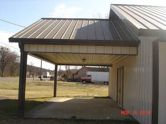 3rd image of 512 E Main St