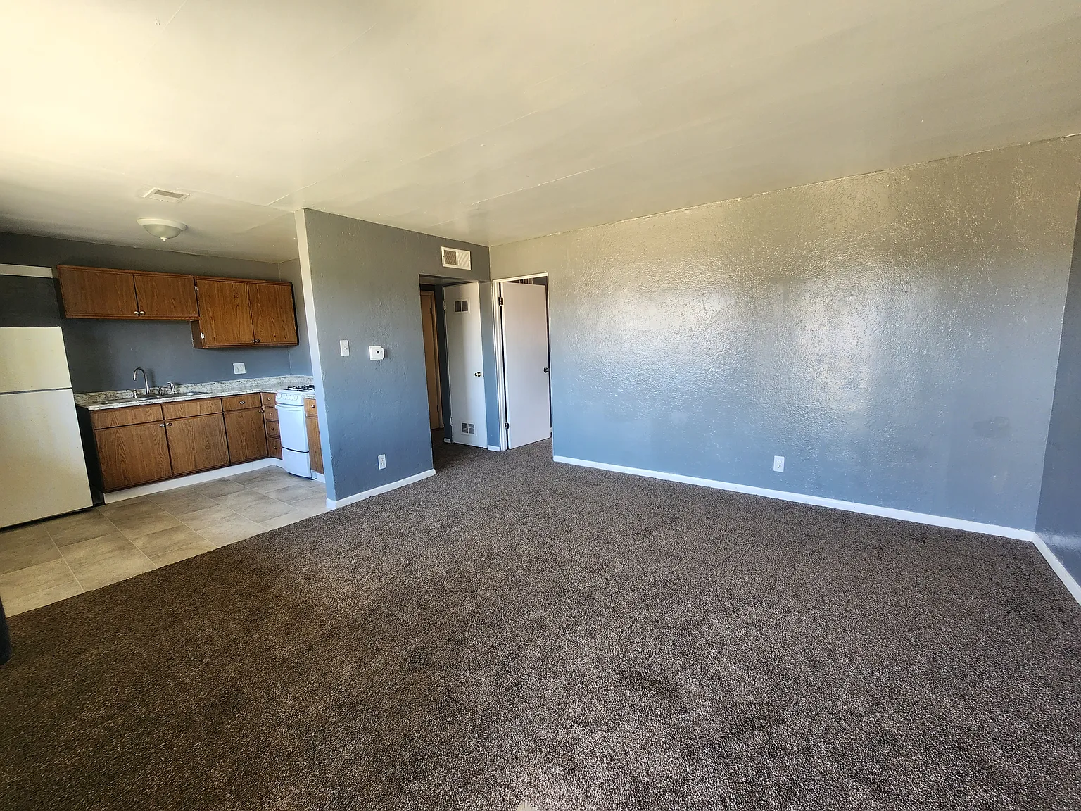 1 bed, 607 sqft, $1,150 — Photo 2
