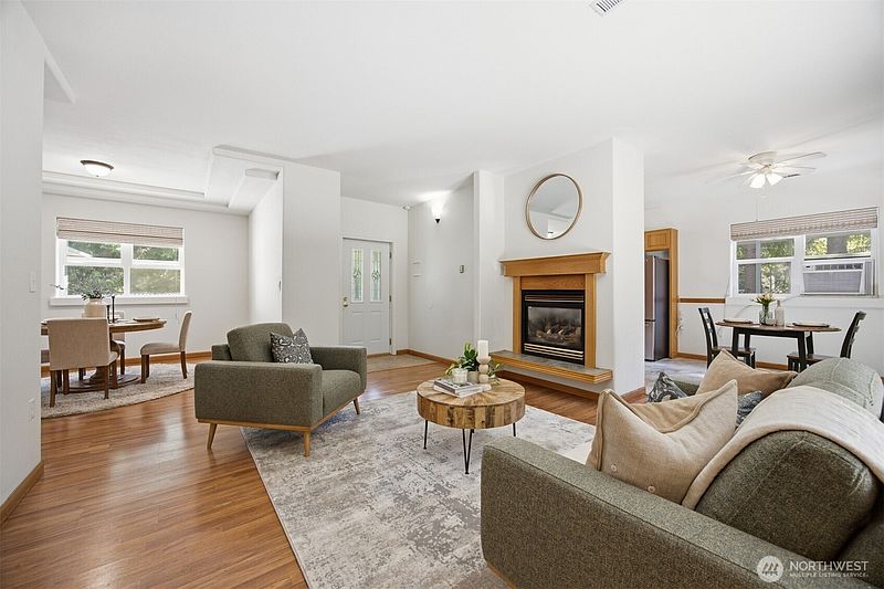2nd image of 1203 Roland Street