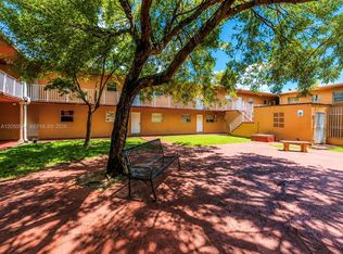 1245 W 24th St APT 219, Hialeah, FL 33010
