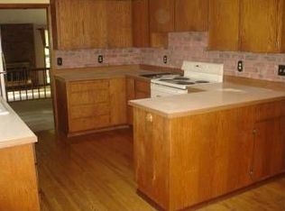 7688 SW Cresmoor Dr, Beaverton, OR 97008