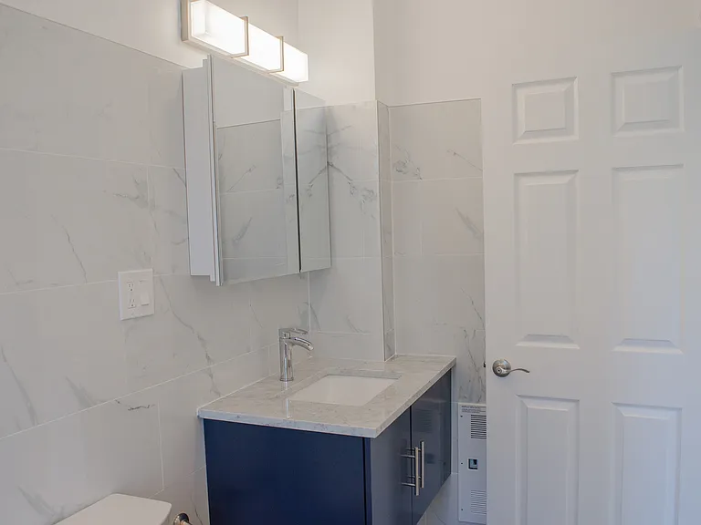 144 Saint James St #2B — Photo 3