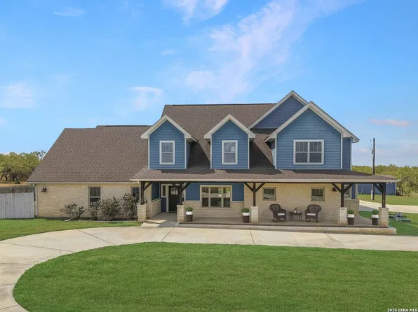 2729 County Road 357, La Vernia, TX 78121