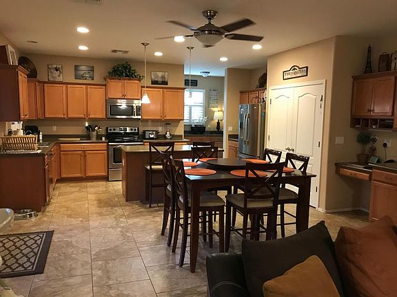 3rd image of 5613 W Hidalgo Ave