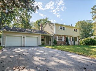 35 Adams Dr, Norwich, CT 06360