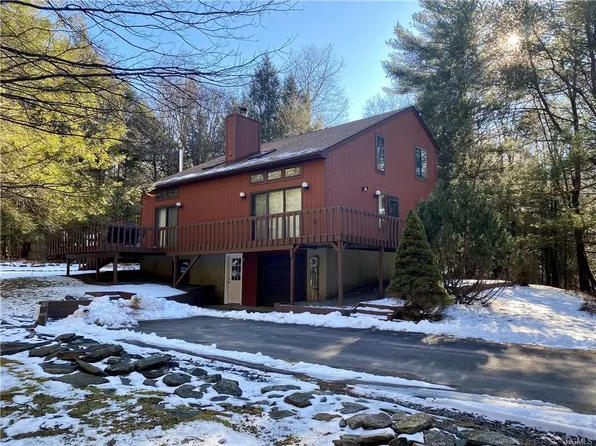 99 Gina Ln, Mongaup Valley, NY 12762