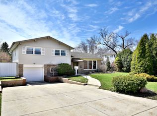 1103 E Juniper Ln, Mount Prospect, IL