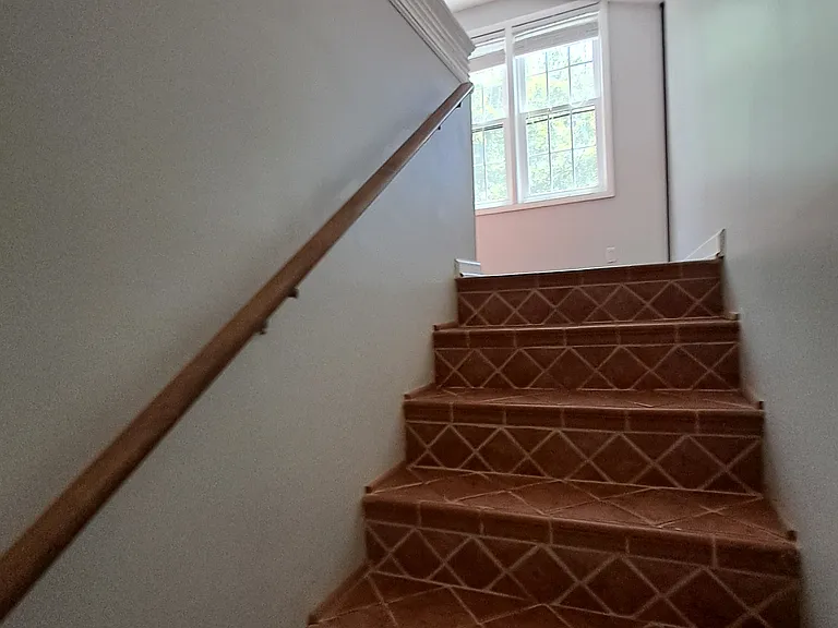 568 Valleywood Dr — Photo 27