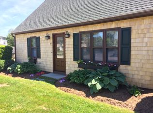 14 Kingston Ln, Narragansett, RI 02882