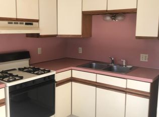 10 Auburn Ave FLOOR 2, Johnston, RI 02919