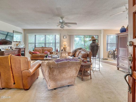 5th image of 194 Sea Pines Cir