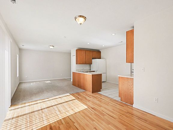 5th image of 23763 Humming Bird Ave