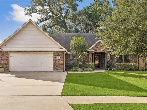 105 Blue Jay Dr, Richwood, TX 77566