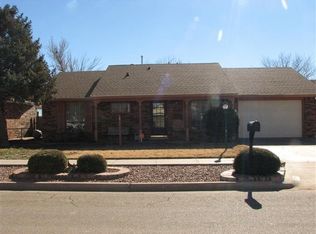 2001 Weeden Dr, Clovis, NM 88101