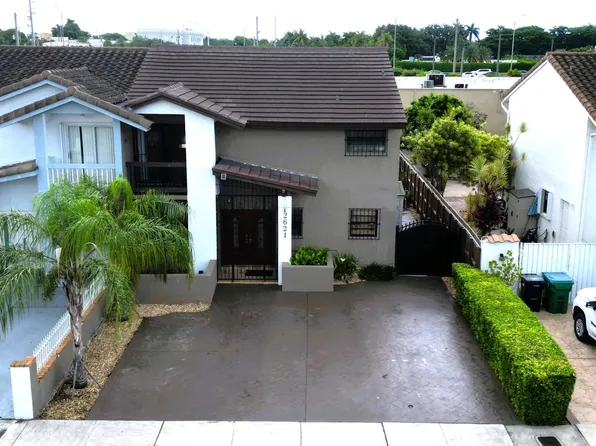 12621 SW 9TH Street, Miami, FL 33184