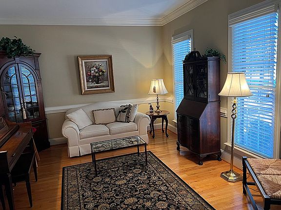 Living/Music Room