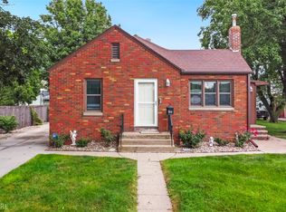 814 Prairie St, Adel, IA 50003