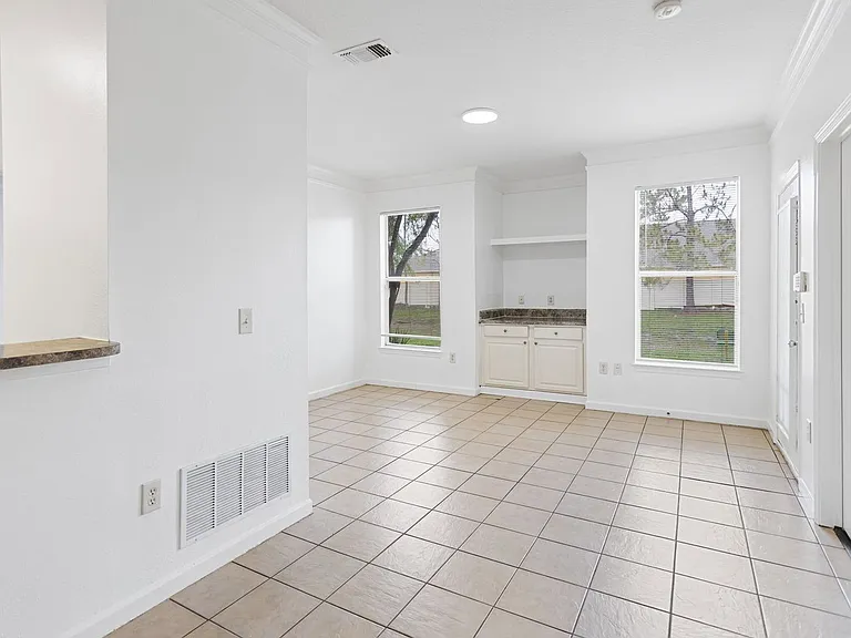 17906 Villa Creek Dr — Photo 6