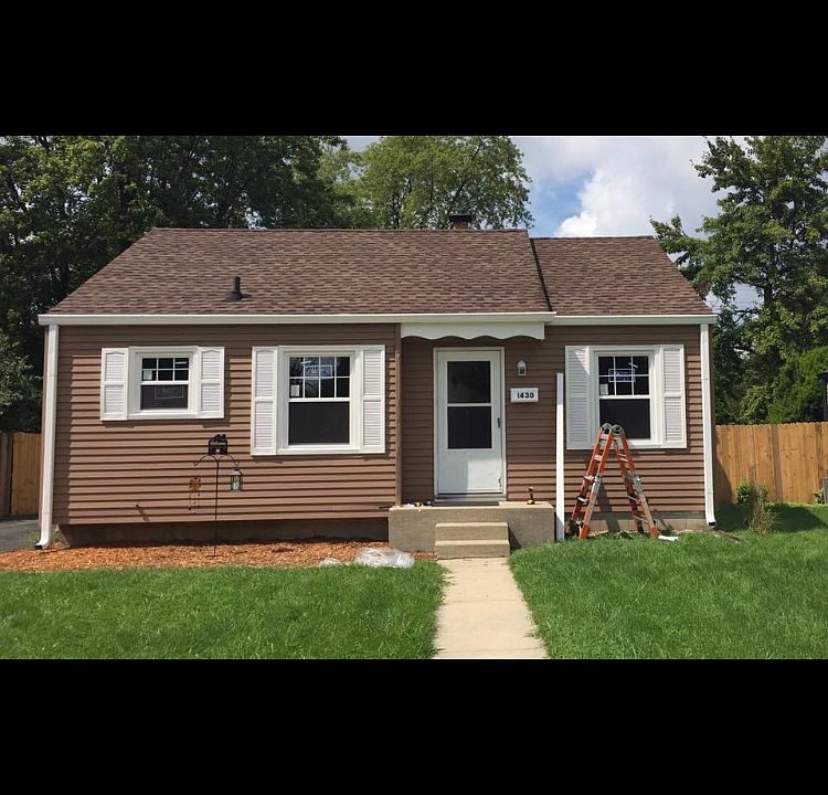 1st image of 1430 N Webster Ave