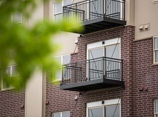Grand Crossing, Waterloo, IA 50701